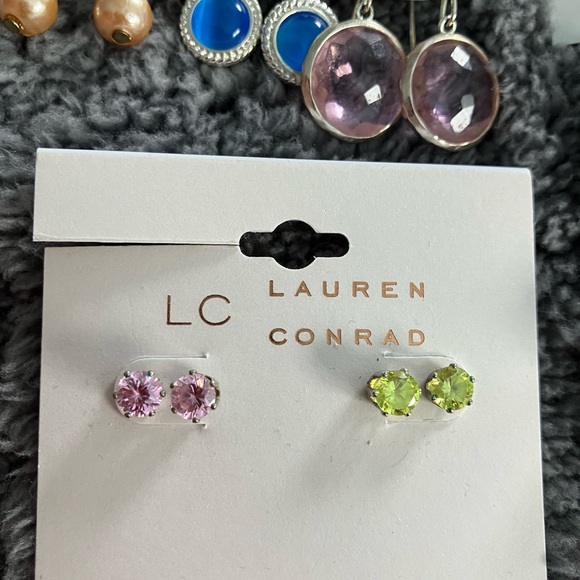 Earings bundle - Picture 5 of 6